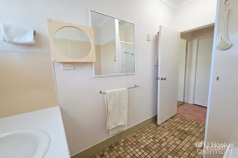 Property photo of 32 Collins Street Clermont QLD 4721