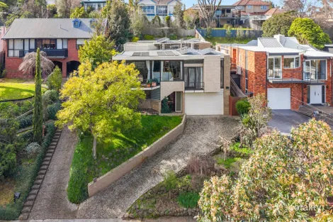 Property photo of 14 Riverside Avenue Keilor VIC 3036