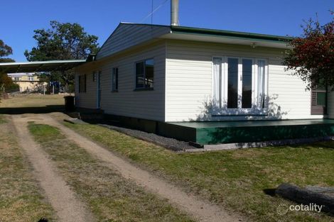 Property photo of 81 Sugarloaf Road Stanthorpe QLD 4380