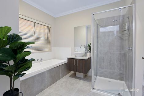 Property photo of 132 Rossack Drive Waurn Ponds VIC 3216