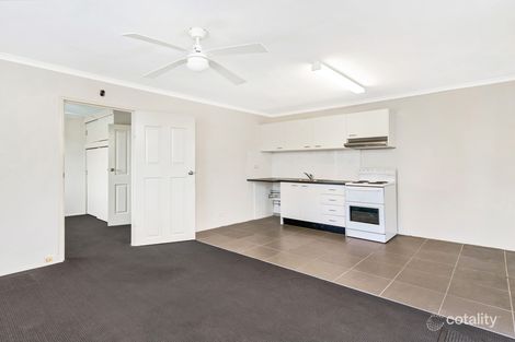 Property photo of 4/13 Central Street Labrador QLD 4215