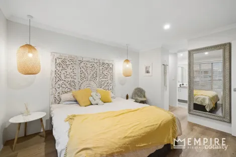 Property photo of 14 Corsica Way Coogee WA 6166