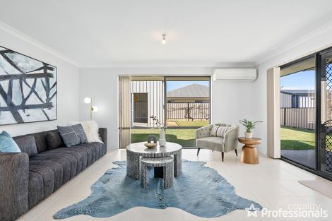 Property photo of 21 Azalea Gardens Forrestfield WA 6058