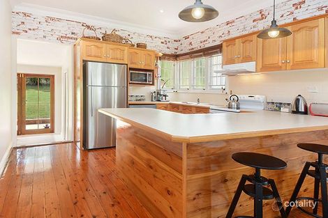 Property photo of 52 Provincial Road Holland Park QLD 4121
