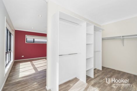 Property photo of 18 Sienna Circuit Yarrabilba QLD 4207