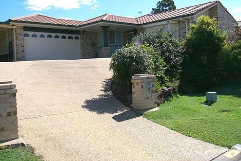 Property photo of 24 Corringle Close Helensvale QLD 4212