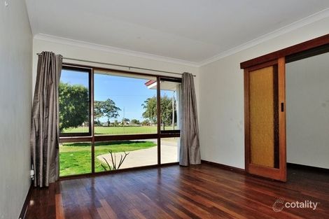 Property photo of 33 Emberson Road Morley WA 6062