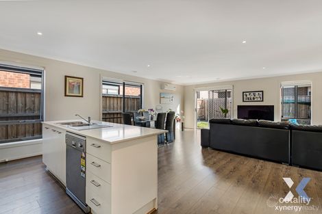 Property photo of 74 Solitude Crescent Point Cook VIC 3030