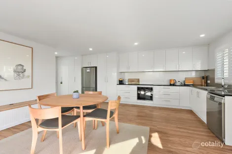Property photo of 2/1 Apsley Court Bicheno TAS 7215