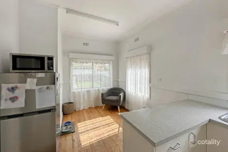 Property photo of 32 Gloucester Place Warragul VIC 3820