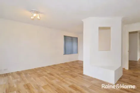 Property photo of 32 Manchester Drive Hocking WA 6065