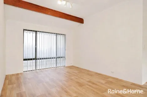 Property photo of 32 Manchester Drive Hocking WA 6065