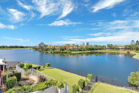 Property photo of 2/145 Palm Meadows Drive Carrara QLD 4211