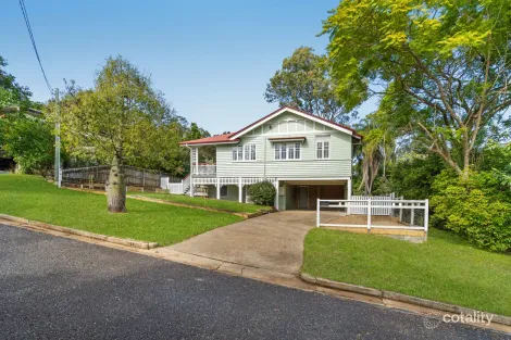 106 Hilda St, Corinda, QLD 4075
