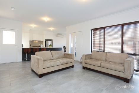 Property photo of 13 Queen Circuit Sunshine VIC 3020