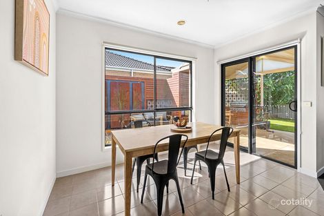Property photo of 4 Echo Place Alfredton VIC 3350