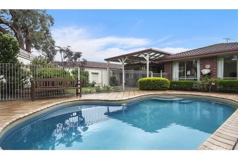 Property photo of 11 Buckingham Place Frankston South VIC 3199