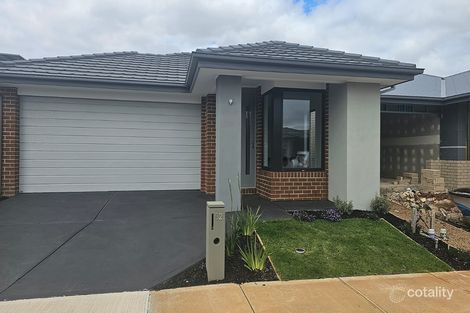 52 Saltaire Dr, Strathtulloh, VIC 3338