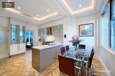 Property photo of 2/19-21 Ormond Esplanade Elwood VIC 3184