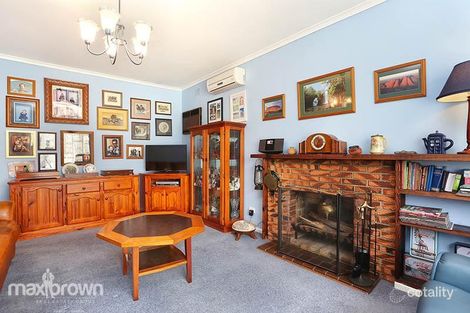Property photo of 21 Ash Grove Montrose VIC 3765