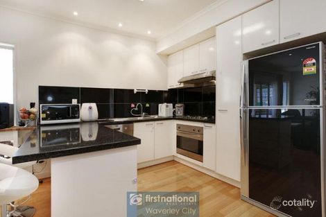 Property photo of 9/12-14 York Street Glen Waverley VIC 3150