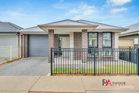 Property photo of 3 Carioca Drive Munno Para SA 5115