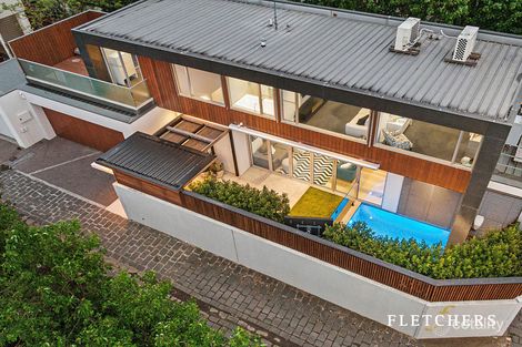 Property photo of 2/2 Hastings Road Hawthorn East VIC 3123