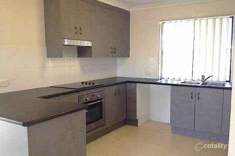 Property photo of 2 Kerrie Meares Crescent Gracemere QLD 4702