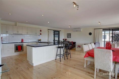 Property photo of 2/4 Sarah Crescent Port Lincoln SA 5606