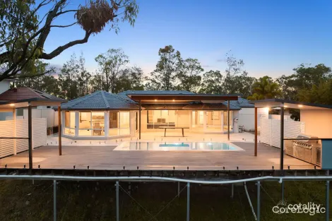 Property photo of 65 Highvale Drive Helensvale QLD 4212