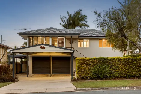 17 Alkooie Ave, Clontarf, QLD 4019
