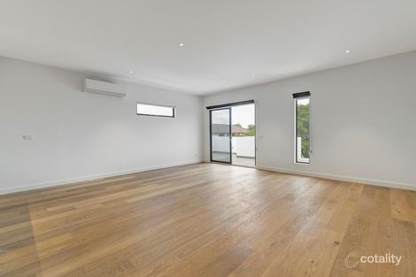 Property photo of 5/10 Ellesmere Road Windsor VIC 3181