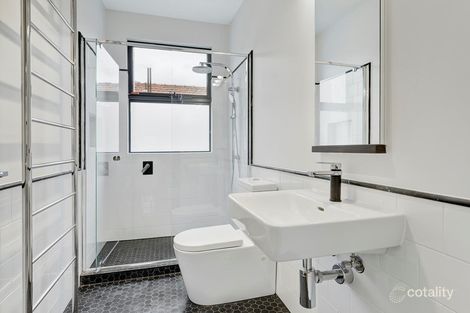 Property photo of 5/10 Ellesmere Road Windsor VIC 3181