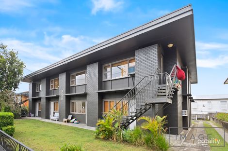 2/230 Cavendish Rd, Coorparoo, QLD 4151