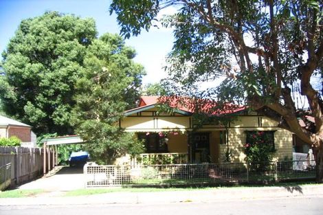 19 Alfred St, Woonona, NSW 2517