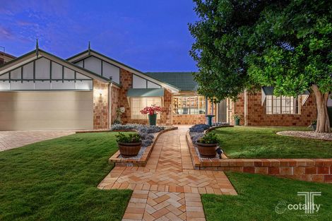 Property photo of 11 Bishop Place Carindale QLD 4152