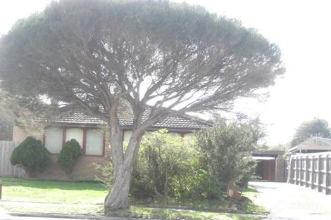 Property photo of 5 Walden Court Springvale South VIC 3172