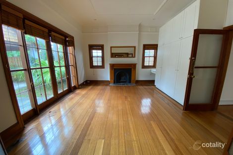 Property photo of 24 Testar Grove Caulfield North VIC 3161