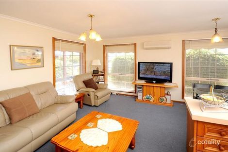 Property photo of 2/24 Cornthwaite Crescent Leopold VIC 3224