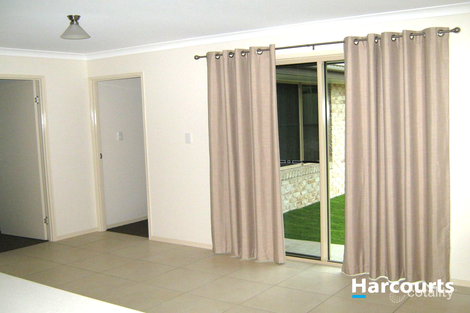 Property photo of 28 Pioneer Avenue Childers QLD 4660