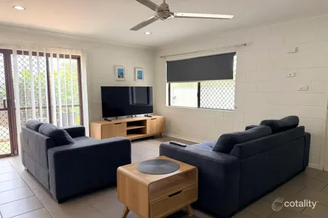 2/260 Buchan St, Westcourt, QLD 4870