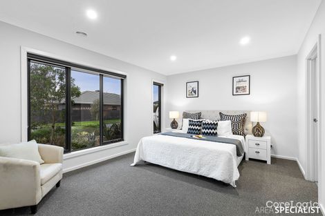 Property photo of 5 Satellite Drive Werribee VIC 3030