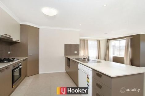 22/10 Charles Perkins Cct, Bonner, ACT 2914