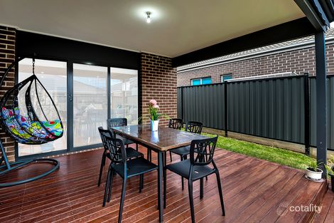 Property photo of 10 Landor Way Craigieburn VIC 3064