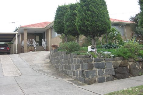 Property photo of 11 Kingsmere Close Gladstone Park VIC 3043
