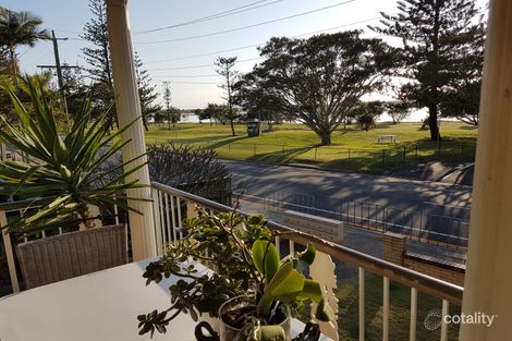 Property photo of 3/218 Marine Parade Labrador QLD 4215