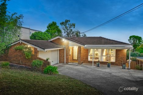 Property photo of 32 Aurum Crescent Ringwood North VIC 3134