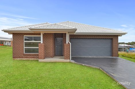 37 Halwes Ave, Menangle Park, NSW 2563