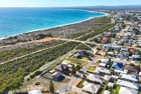 24 Coubrough Pl, Jurien Bay, WA 6516