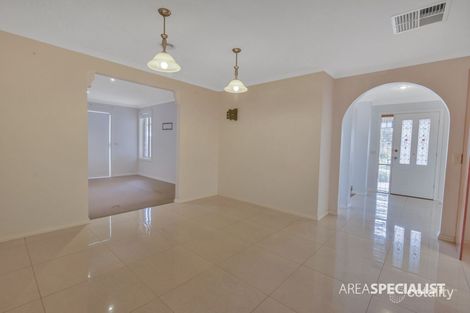 Property photo of 6 Cassinia Close Delahey VIC 3037